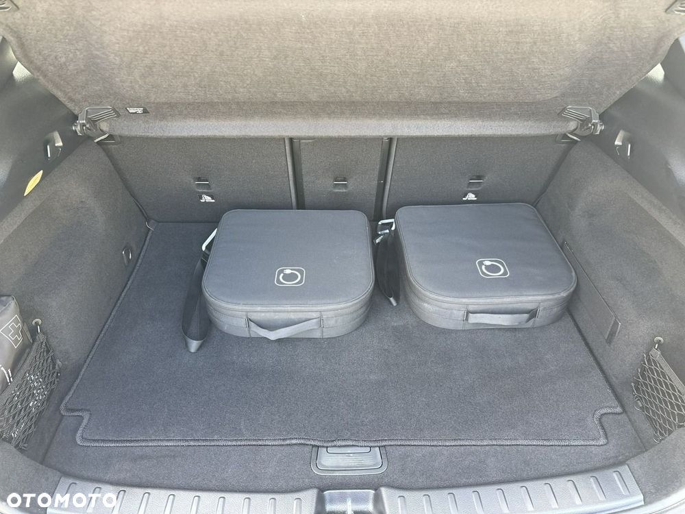 Mercedes-Benz EQA 250+ 70.5kWh Progressive - 14