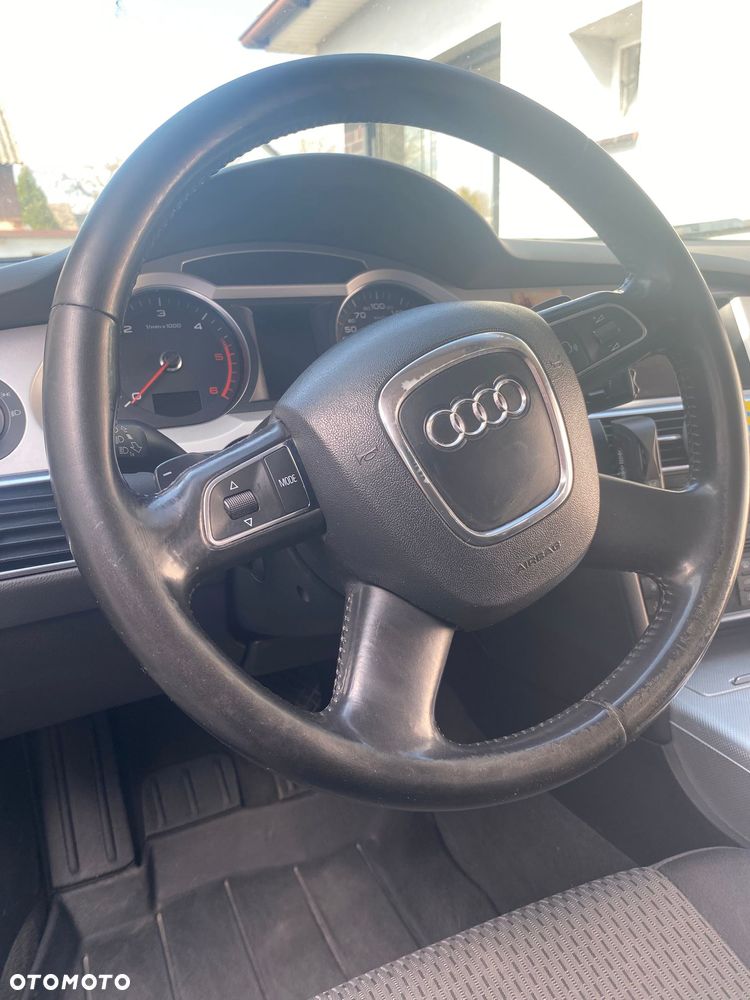 Audi A6 Avant 3.0 TDI DPF quattro tiptronic - 13