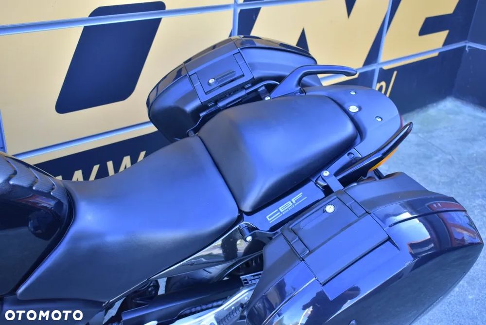 Honda CBF - 13