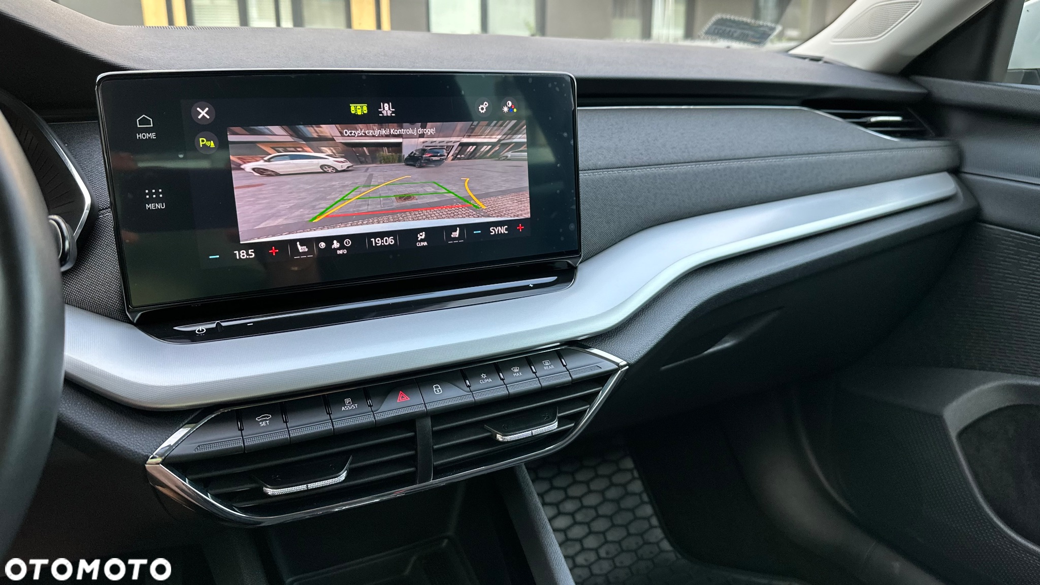 Skoda Octavia 2.0 TDI Style DSG - 13