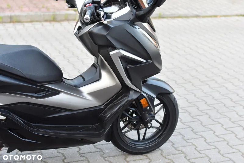 Honda NSS - 12