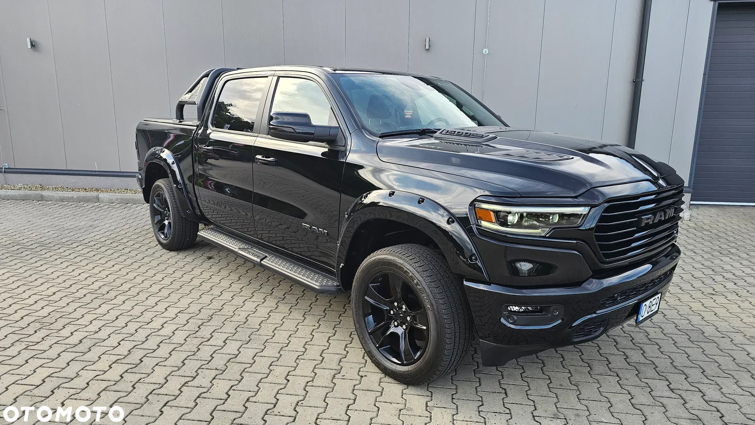 Dodge RAM 1500 5.7 4x4 - 2