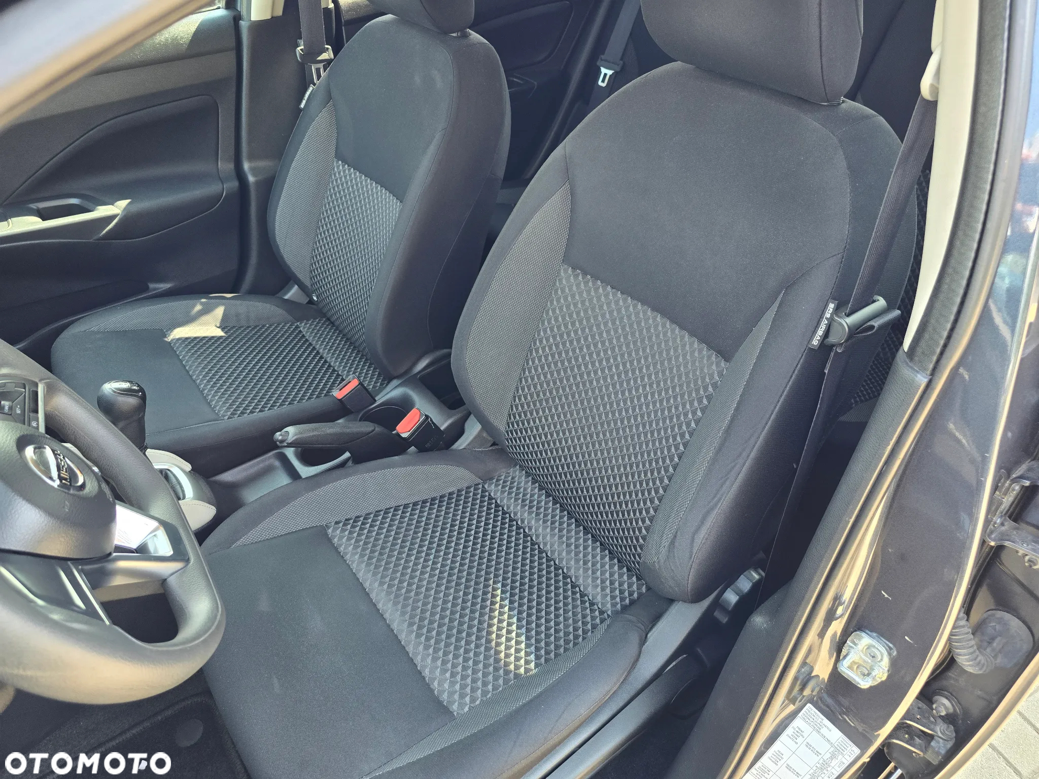 Nissan Micra - 12