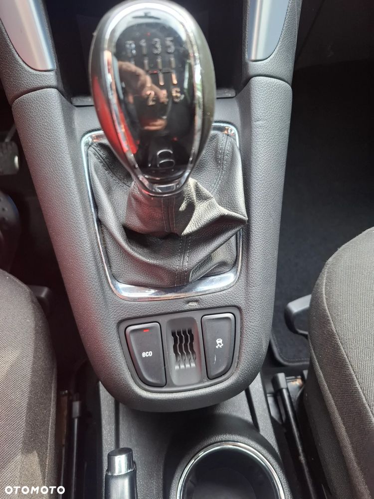 Opel Zafira Tourer 1.4 Turbo Edition - 24