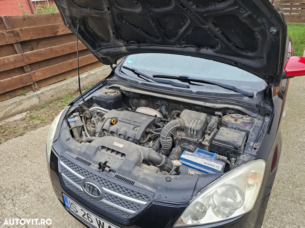 Kia Ceed - 9