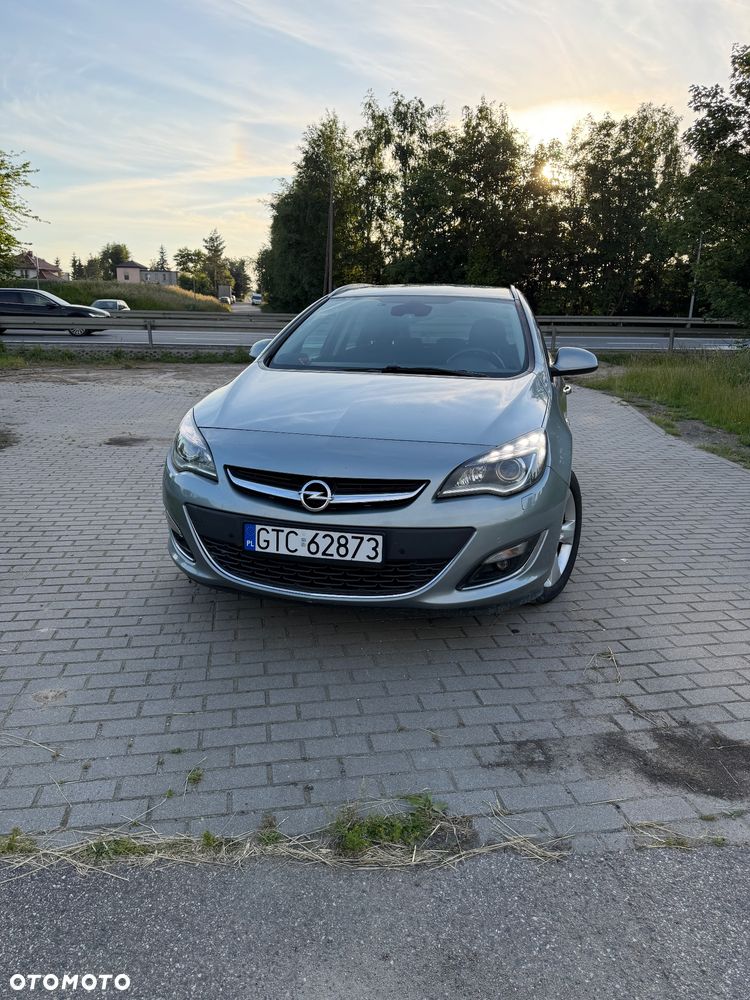 Opel Astra 1.7 CDTI DPF Exklusiv - 1