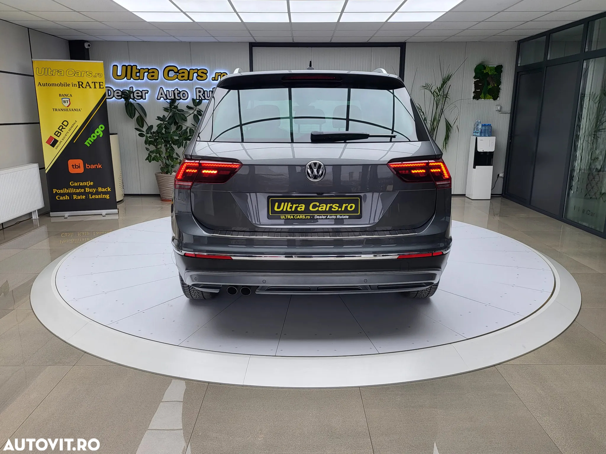 Volkswagen Tiguan 2.0 TDI DSG Elegance - 5