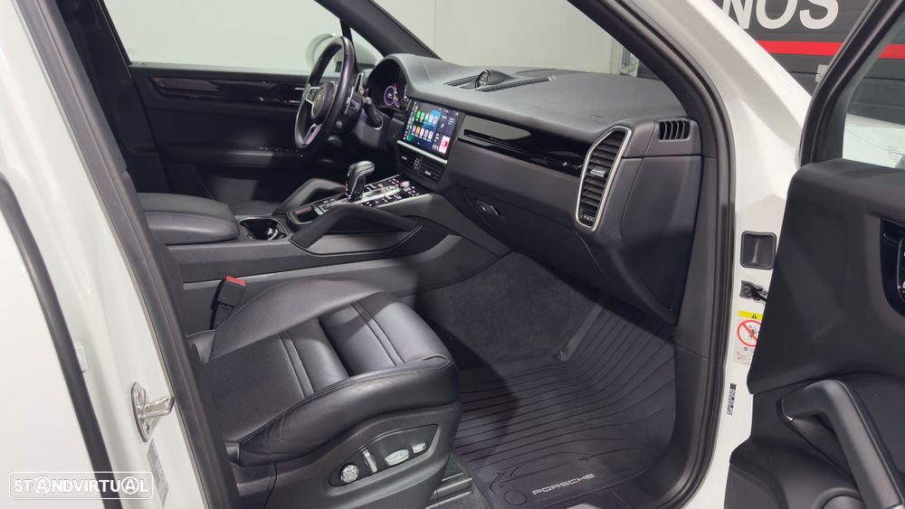 Porsche Cayenne E-Hybrid - 17