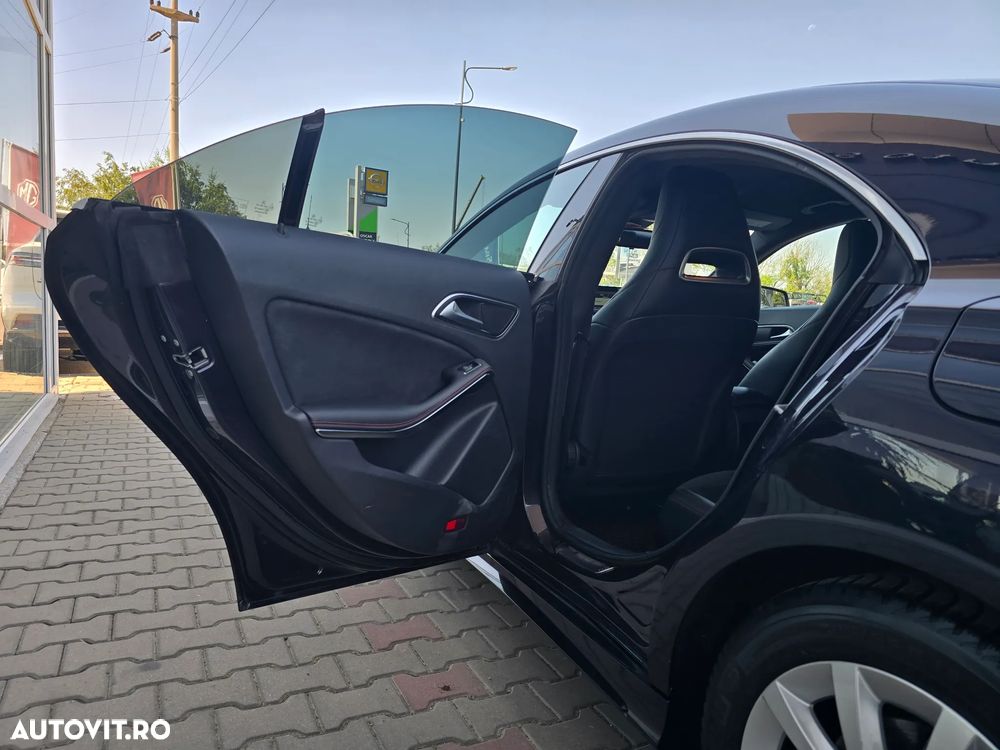 Mercedes-Benz CLA 200 - 15