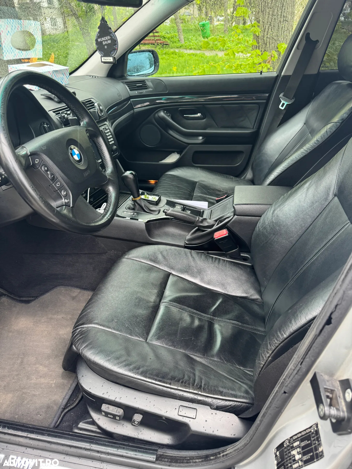BMW Seria 5 525dA - 11