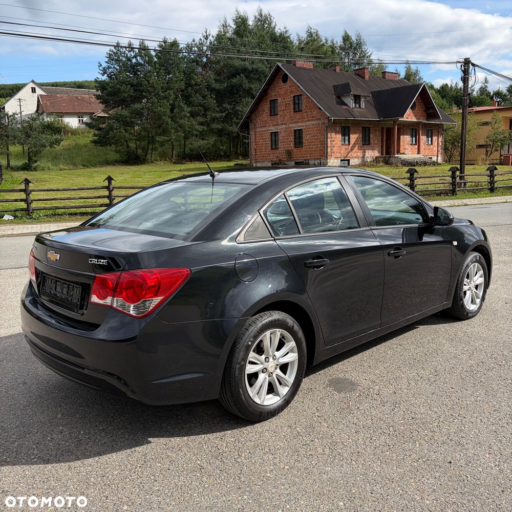 Chevrolet Cruze 1.6 LT+ - 5