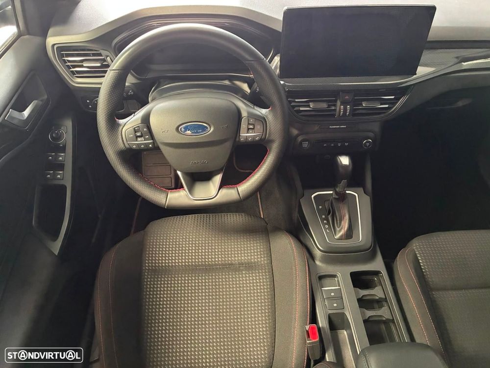 Ford Focus 1.0 EcoBoost MHEV ST-Line Aut. - 34