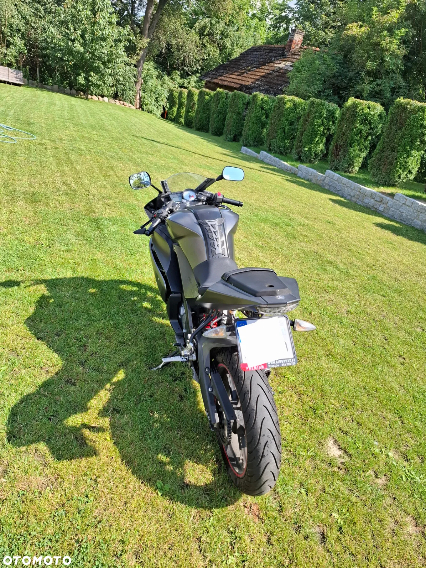 Yamaha YZF - 5