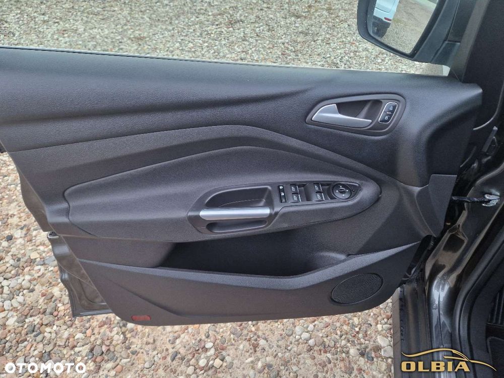 Ford Grand C-MAX - 27