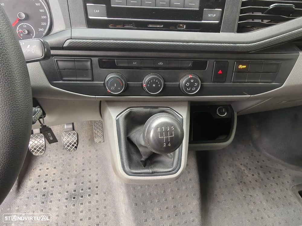 VW TRANSPORTER - 27