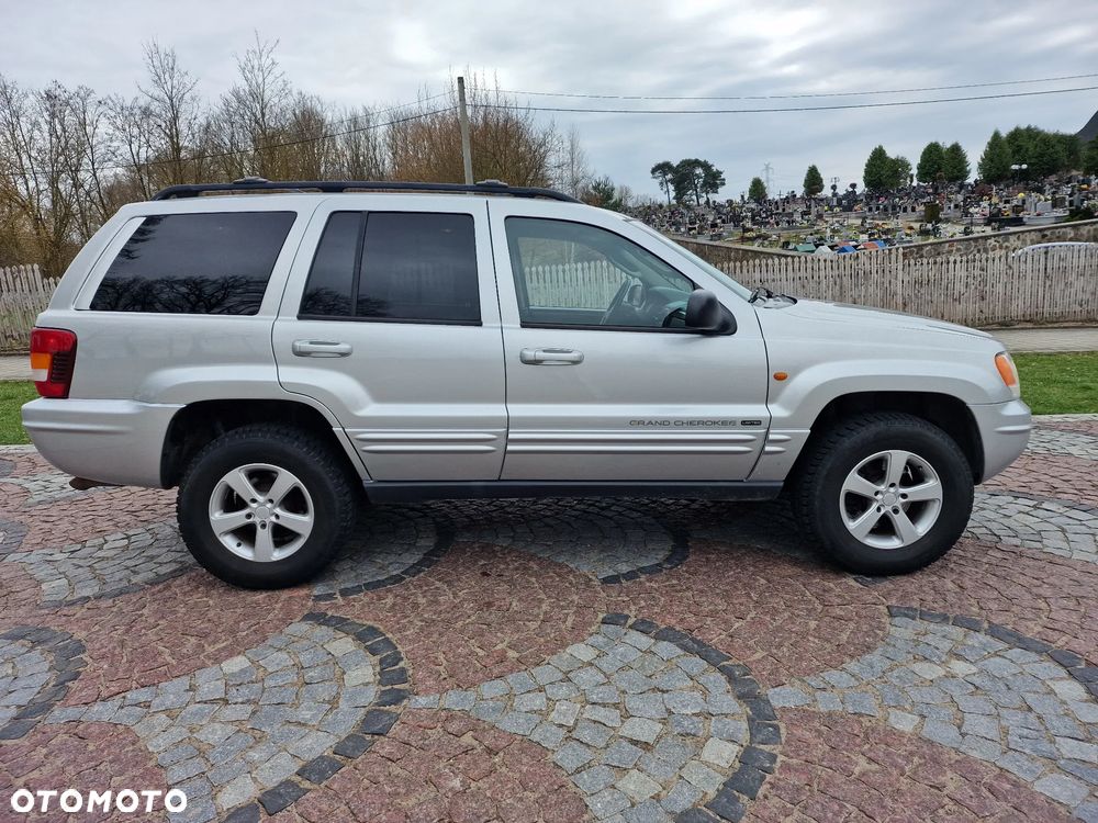 Jeep Grand Cherokee - 4