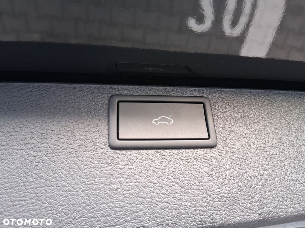 Volkswagen Multivan 2.0 TDI L1 Highline 4Motion DSG - 24