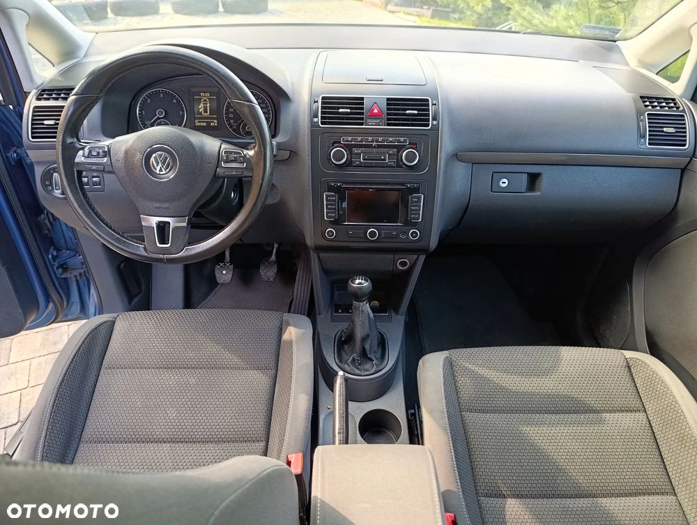 Volkswagen Touran 1.6 TDI DPF BlueMot Comfortline - 9