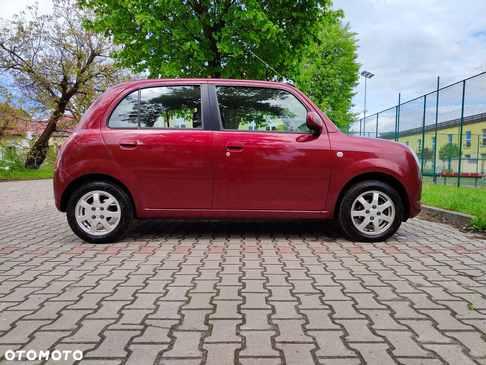 Daihatsu Trevis 1.0 - 21