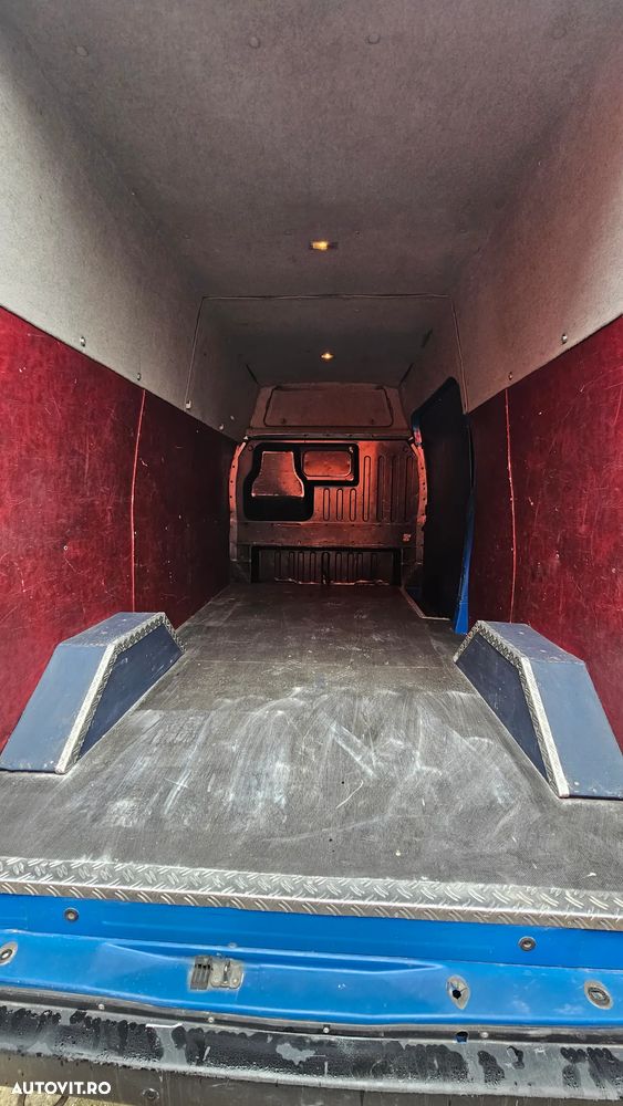 Ford Transit - 6