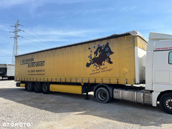 Schmitz Cargobull / FIRANKA STANDARD / SAF / OŚ PODNOSZONA