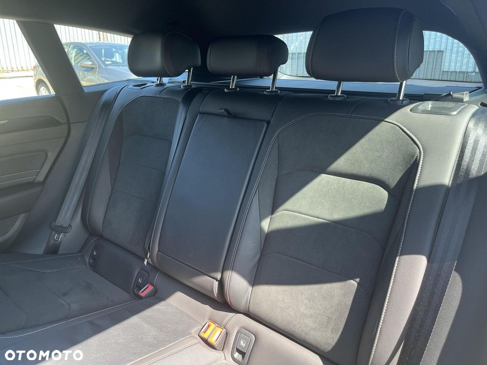 Volkswagen Arteon 2.0 TSI R-Line DSG - 32