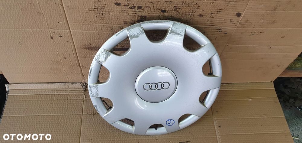 Dekielek kołpak kapsel 15" Audi A3 8L 4A0601147B - 2