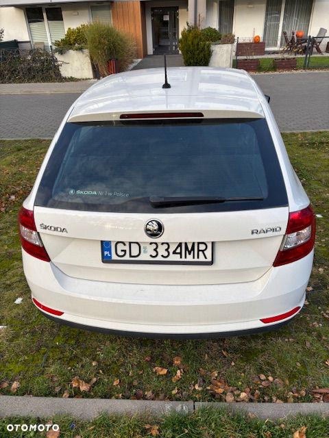 Skoda RAPID Spb 1.2 TSI Active - 4