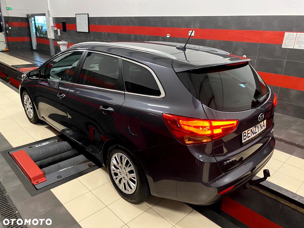 Kia Ceed 1.6 GDI L Business Line - 11