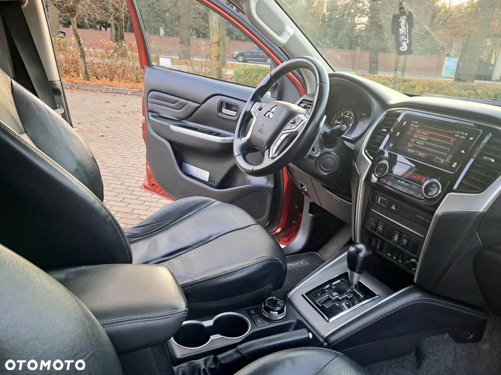 Mitsubishi L200 2.2 d DC Instyle Plus - 34