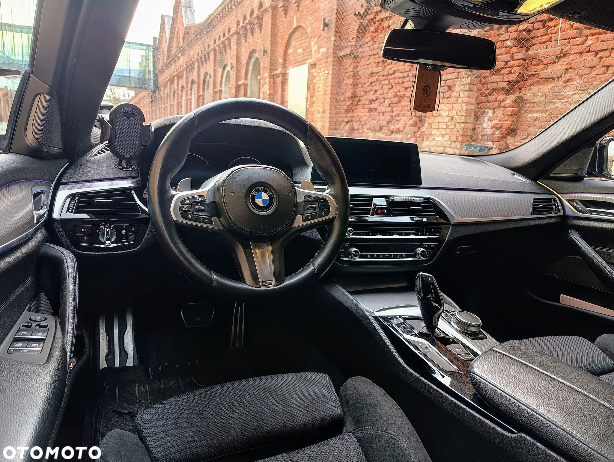 BMW Seria 5 530d xDrive M Sport sport - 28