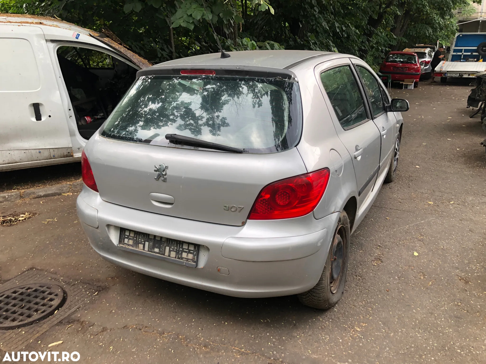 Dezmembrez Peugeot 307 facelift gri argintiu 2006 benzina - 7