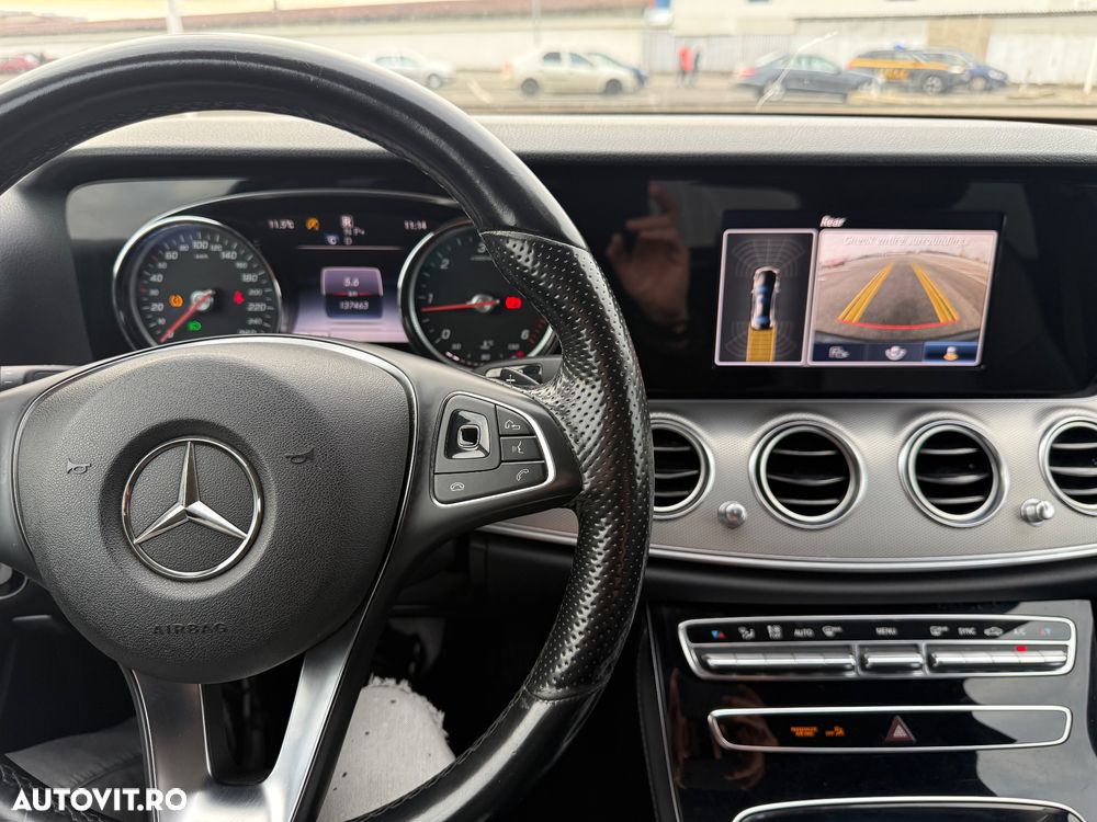 Mercedes-Benz E 220 d 9G-TRONIC - 15