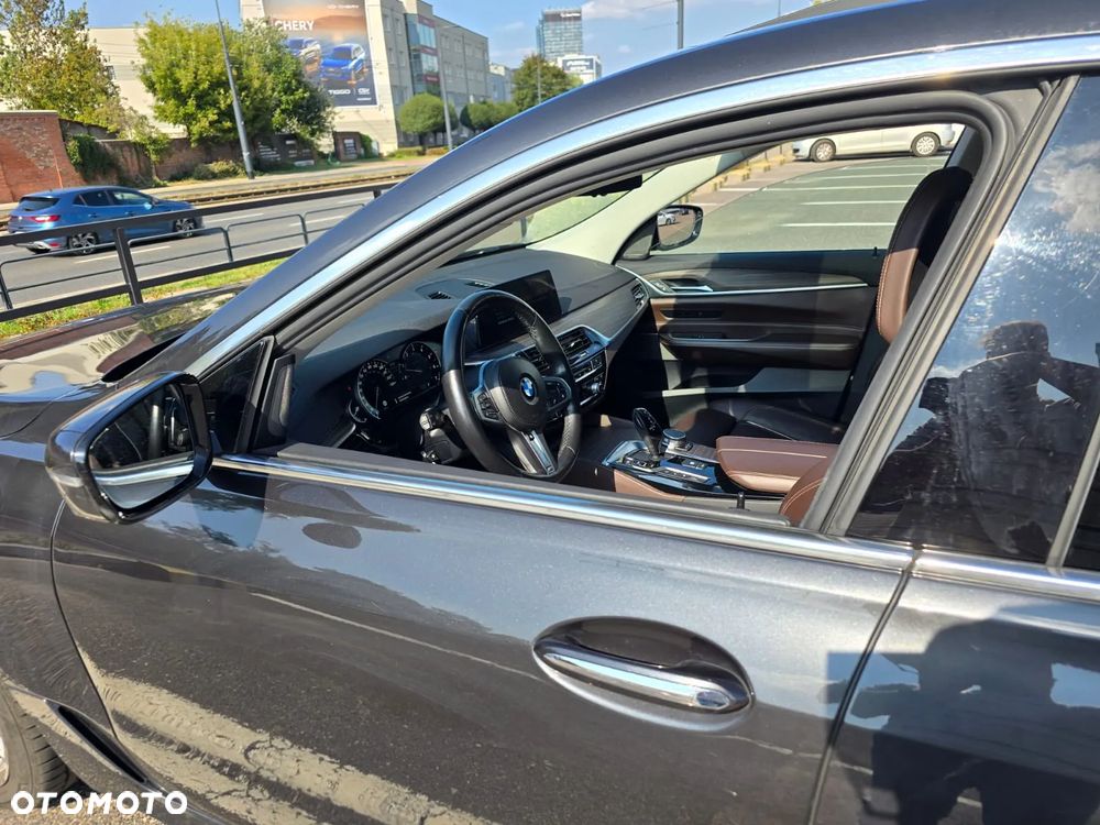 BMW 6GT 640i xDrive Luxury Line sport - 14