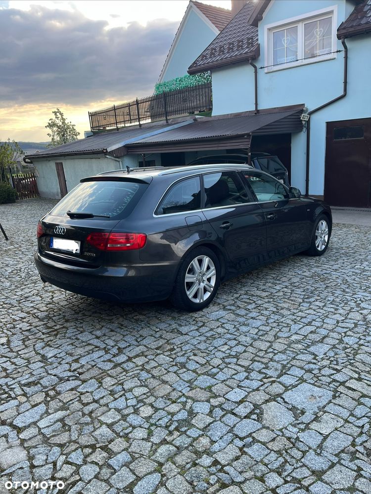 Audi A4 Avant - 5