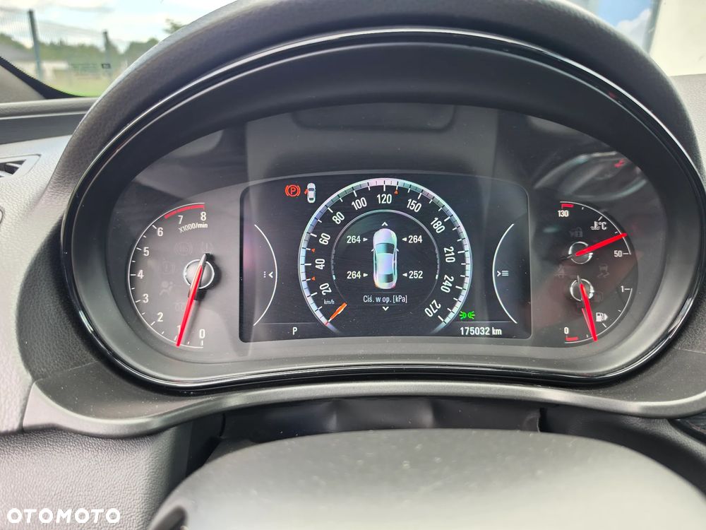 Opel Insignia 1.6 T Cosmo EU6 - 22
