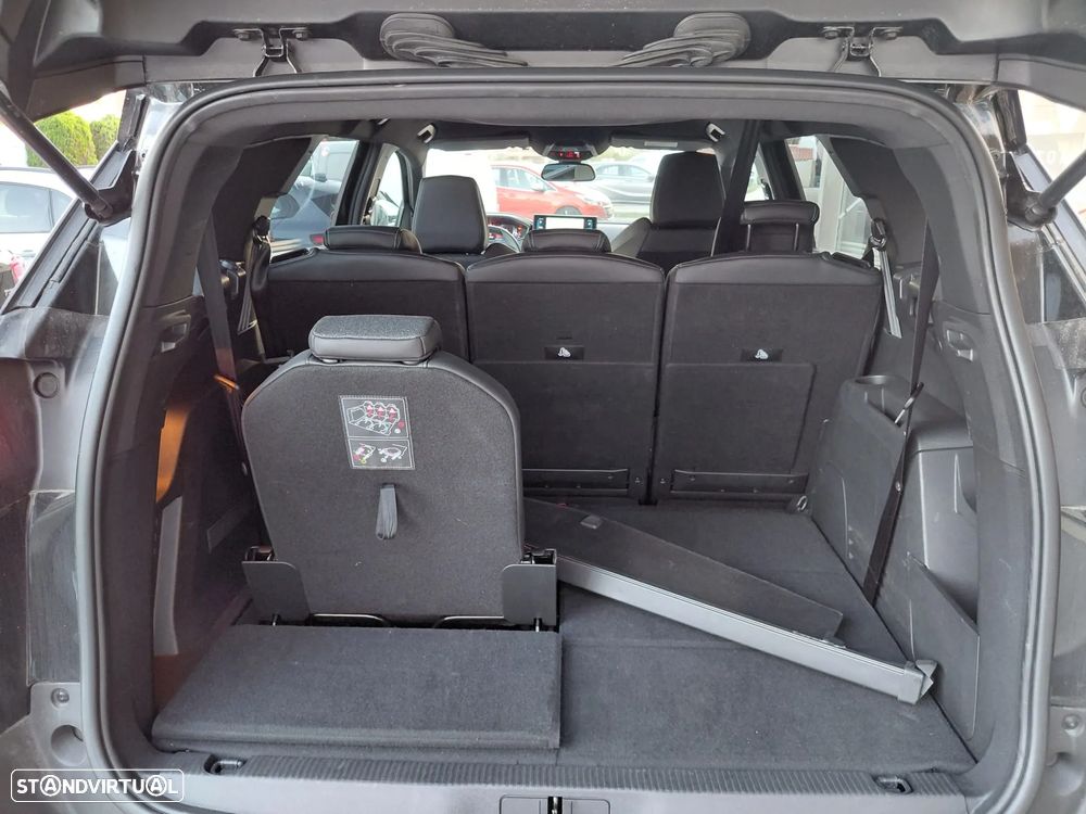 Peugeot 5008 1.2 PureTech Allure Pack EAT8 - 9