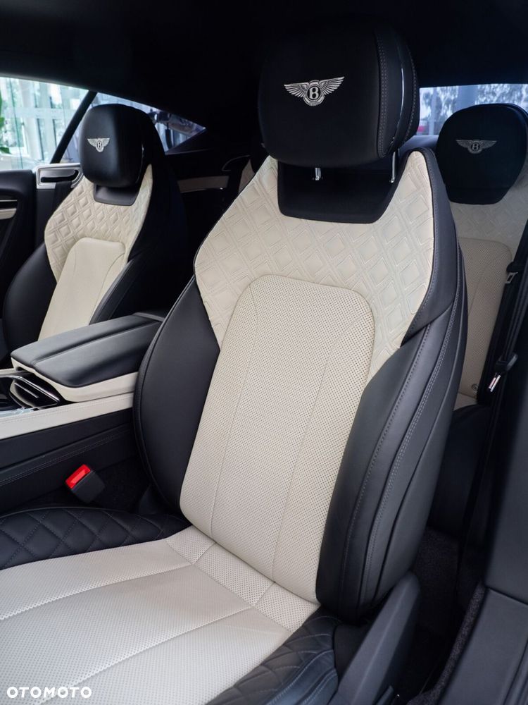 Bentley Continental GT - 17
