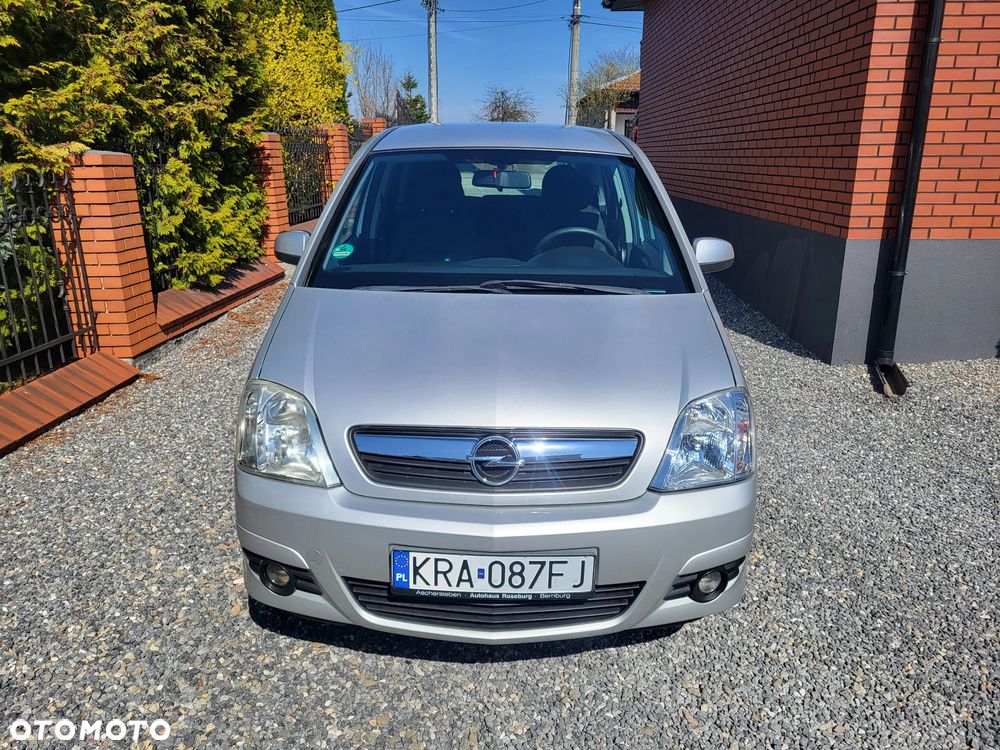 Opel Meriva 1.6 Essentia - 13