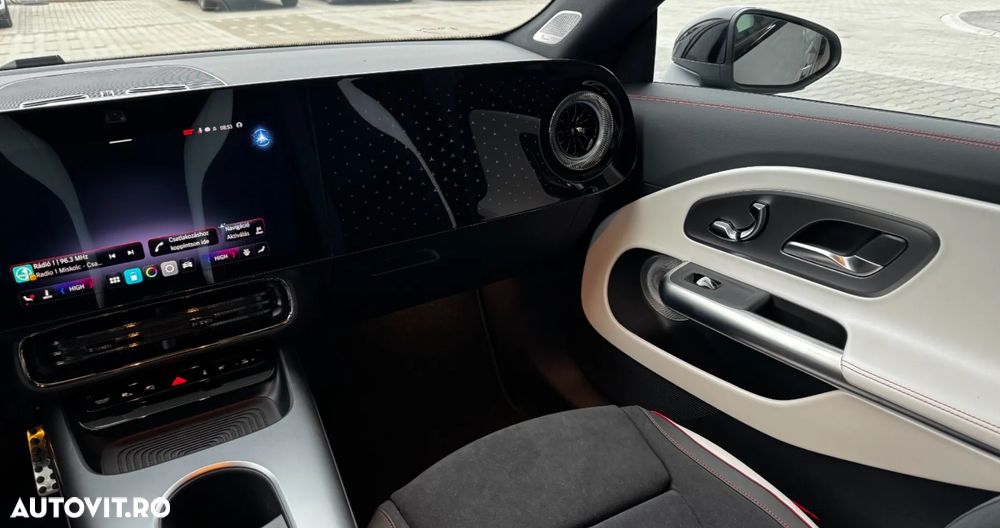 Mercedes-Benz CLA 350 4MATIC Coupe - 4