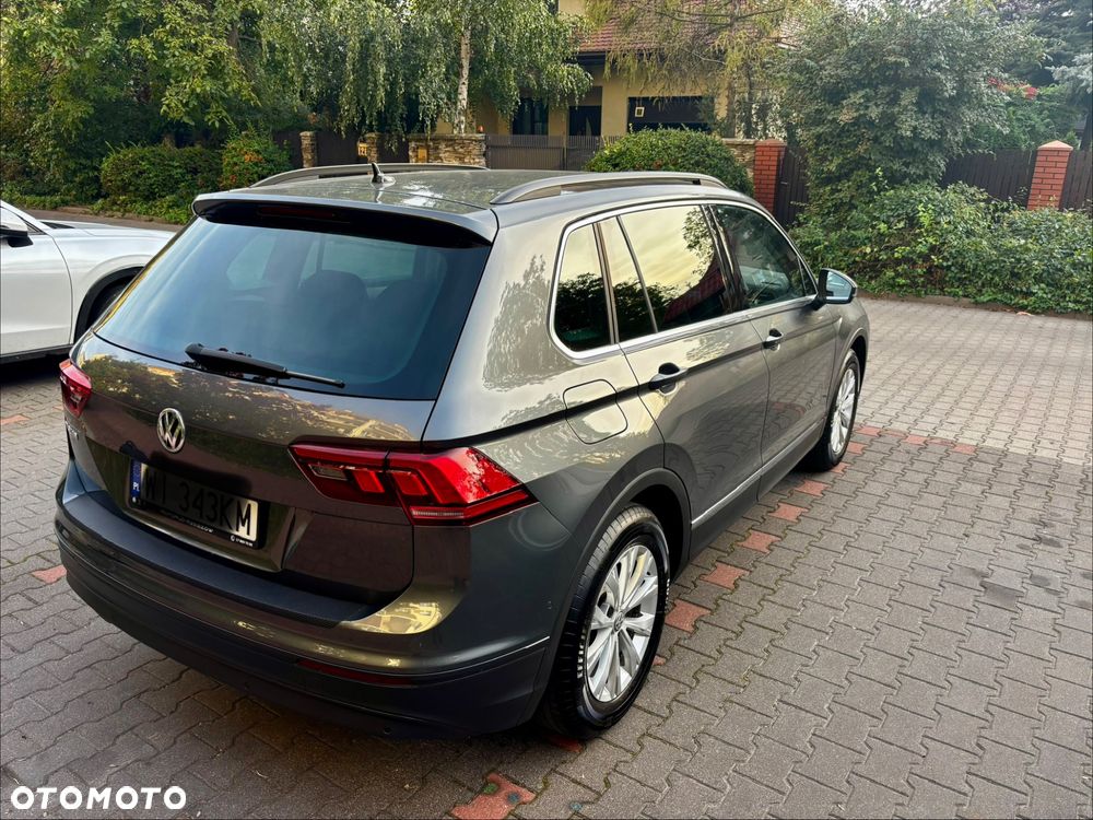 Volkswagen Tiguan - 4