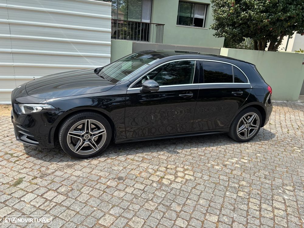 Mercedes-Benz A 250 e AMG Line - 3