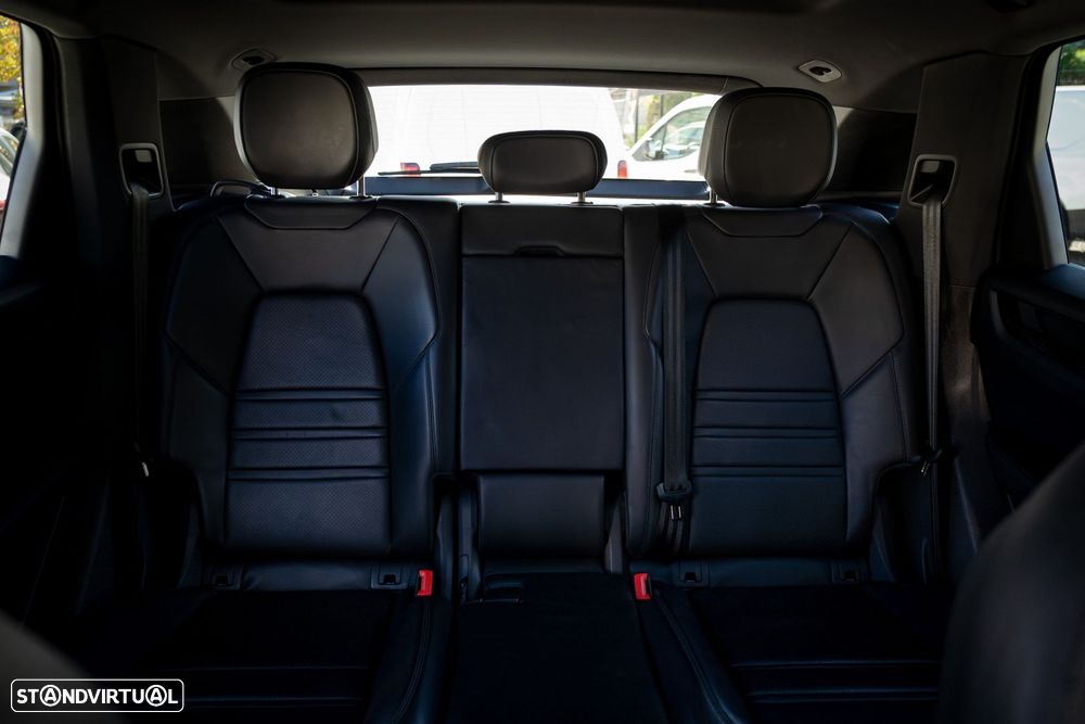 Porsche Cayenne Platinum Edition - 43