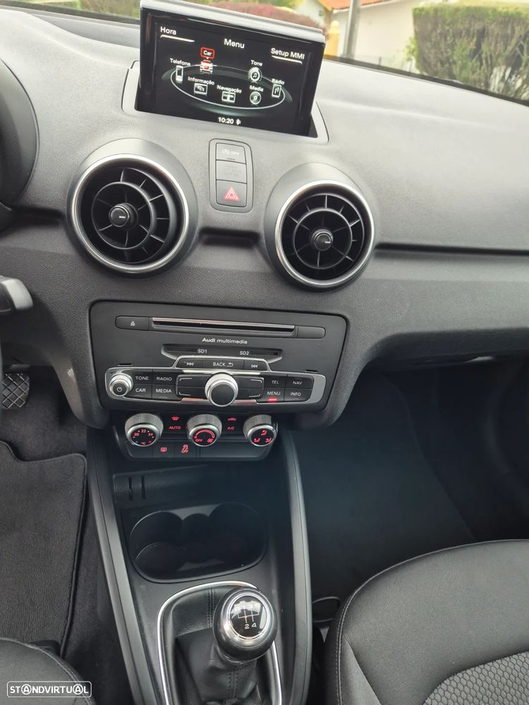 Audi A1 Sportback 1.6 TDI design - 9