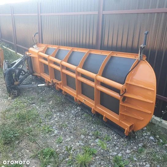Pług śnieżny boczny ARVEL - 1