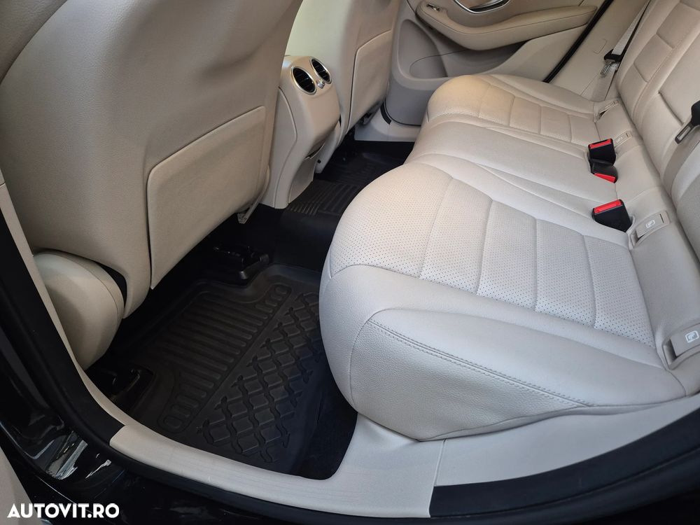 Mercedes-Benz GLC 220 d 4MATIC - 19