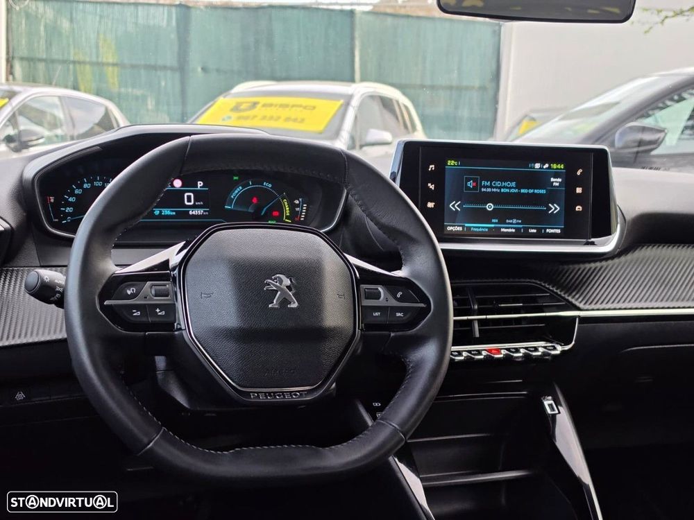 Peugeot e-208 50 kWh Active Pack - 14
