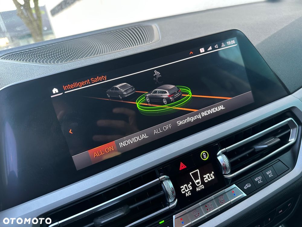 BMW Seria 3 320d MHEV Advantage sport - 29