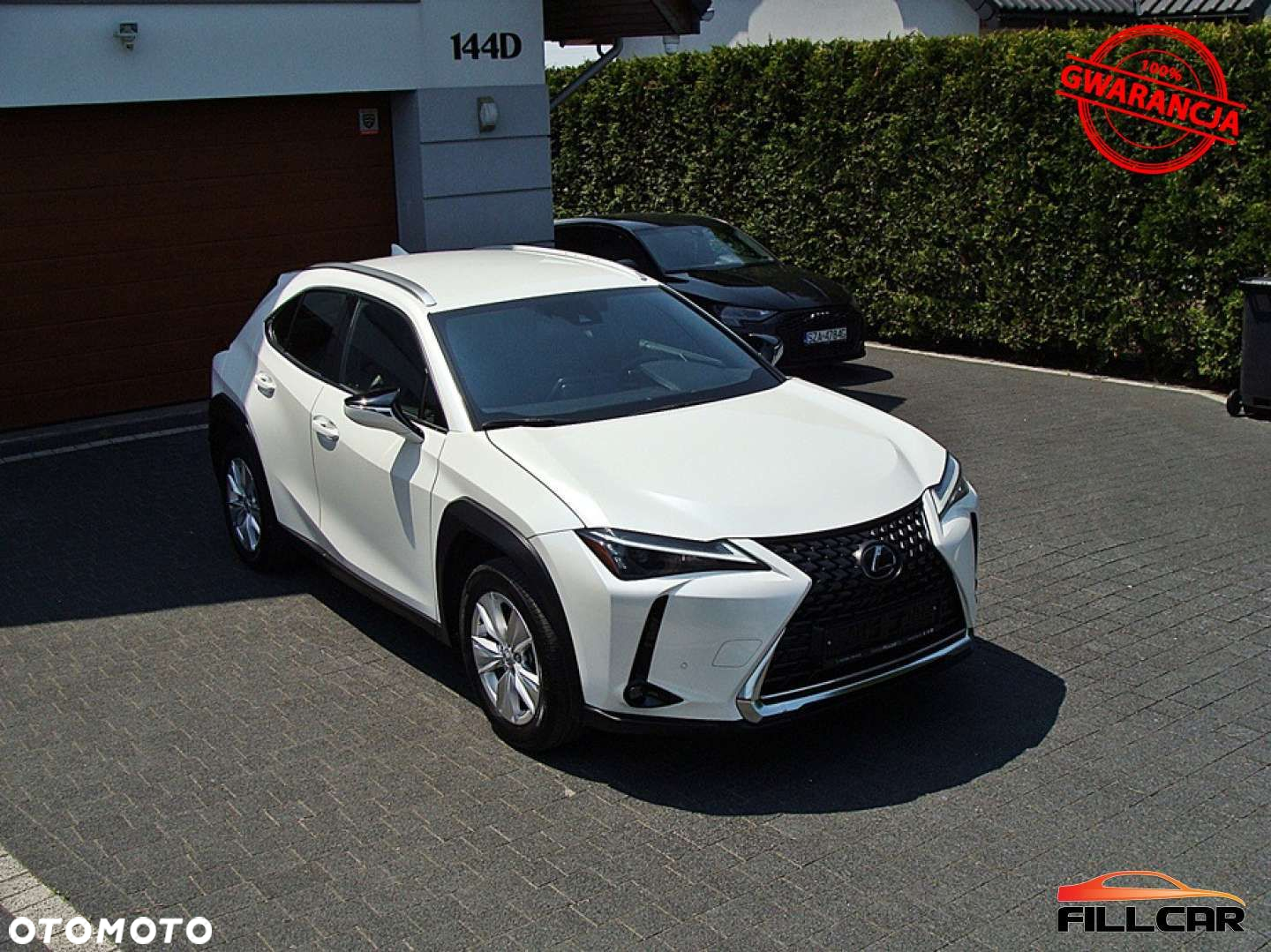 Lexus UX 250h (E-FOUR) Luxury Line - 28