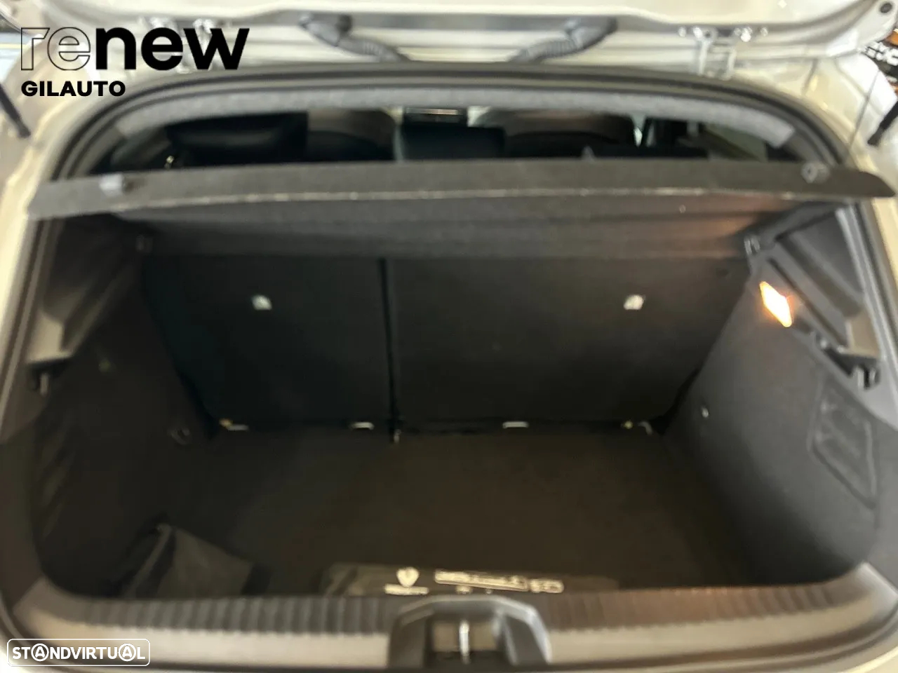 Renault Clio 1.0 TCe Techno Bi-Fuel - 12